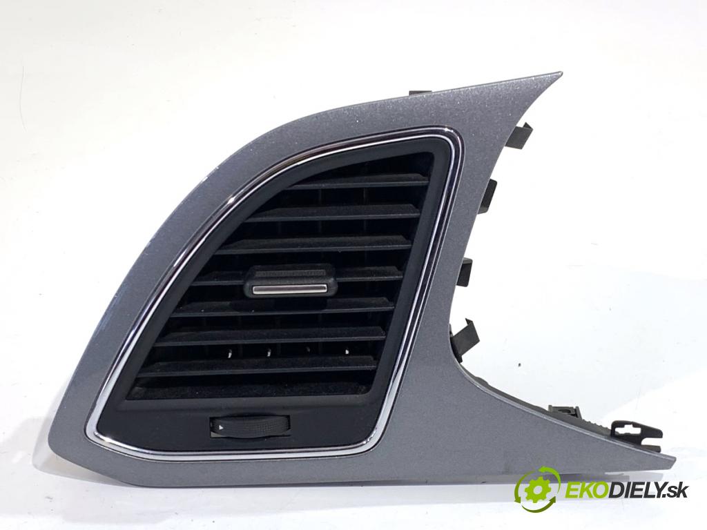 SEAT LEON III Kombi 2015 110 kW 2.0 TDI 1968 lišty kryt 5F1858061 5F1820901 (Lišta)