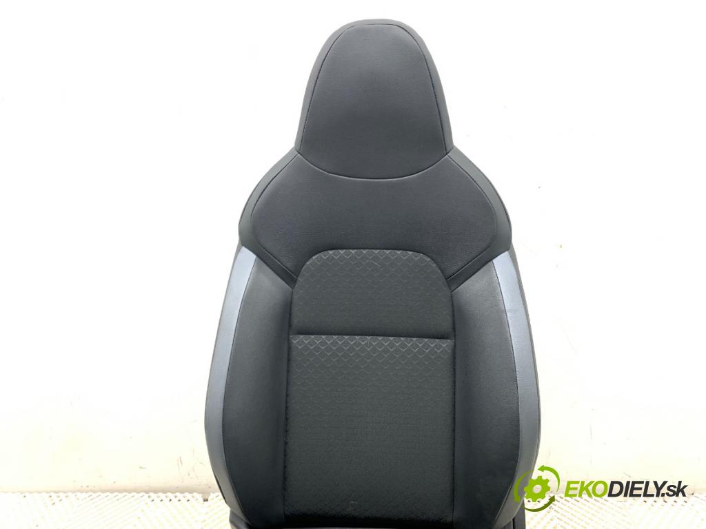 NISSAN JUKE SUV 2023 84 kW 1.0 999 Sedadlo ľavy predný