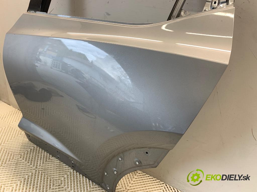 NISSAN JUKE SUV 2023 84 kW 1.0 999 dveře levý zadní část