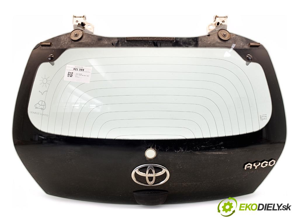 TOYOTA AYGO II liftback 2014 51 kW 1.0 (KGB40) 998 kapota zadní část okno