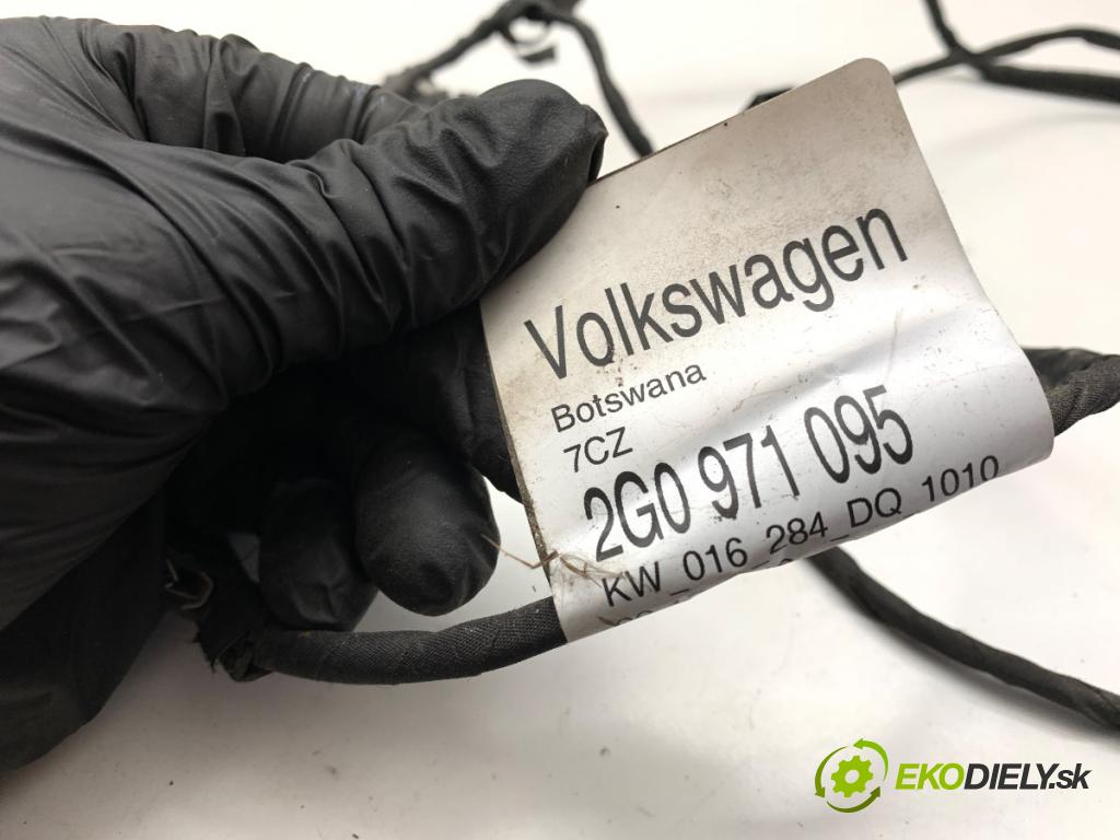 VW POLO VI liftback 2018 70 kW 1.0 TSI 999 Káblovačka PDC predný 2G0971095