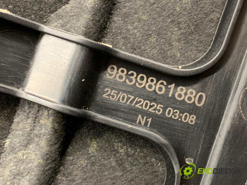 OPEL FRONTERA  2025 100 kW 1.2 MHEV 100kW (136KM) 1199 kryt motora 9839861880 (Kryt motoru )