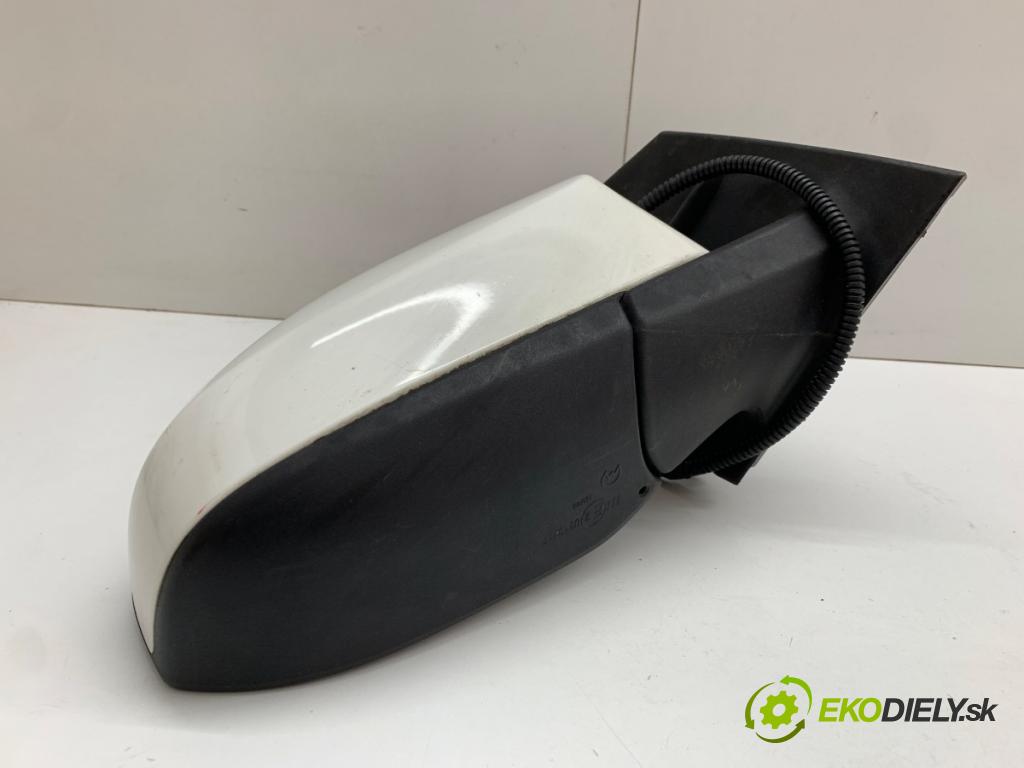 TOYOTA AYGO II liftback 2014 51 kW 1.0 (KGB40) 998 zpětné zrcátko pravý 068
