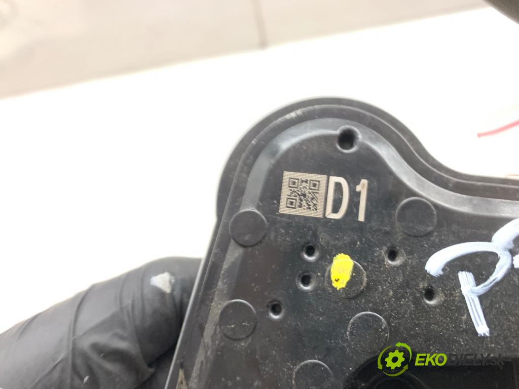 TOYOTA AYGO II liftback 2014 51 kW 1.0 (KGB40) 998 zámok dveře pravý přední část