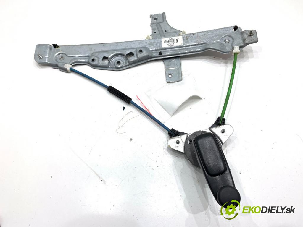 PEUGEOT 208 I liftback 2014 60 kW 1.2 VTI 82 1199 mechanismus okna pravý zadní část 9673153880