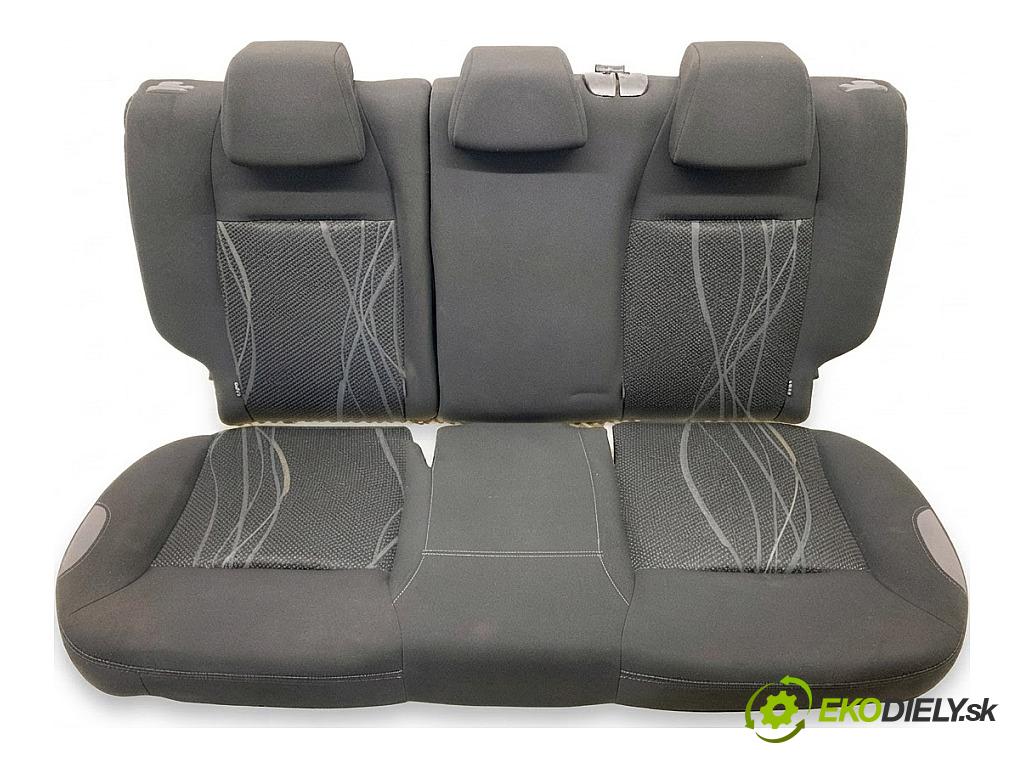 PEUGEOT 208 I liftback 2014 60 kW 1.2 VTI 82 1199 sedadlo druhý VLÁDA: