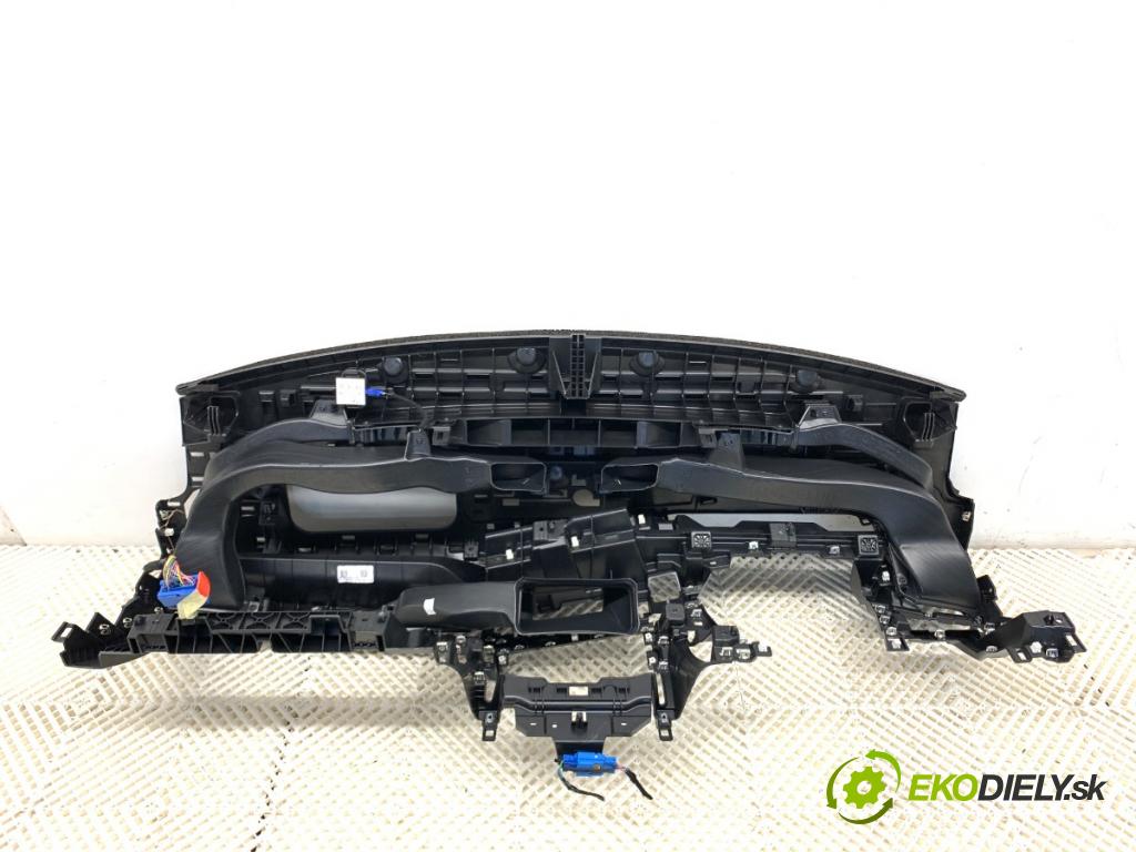 OPEL FRONTERA  2025 100 kW 1.2 MHEV 100kW (136KM) 1199 palubní doska  (Palubní deska)