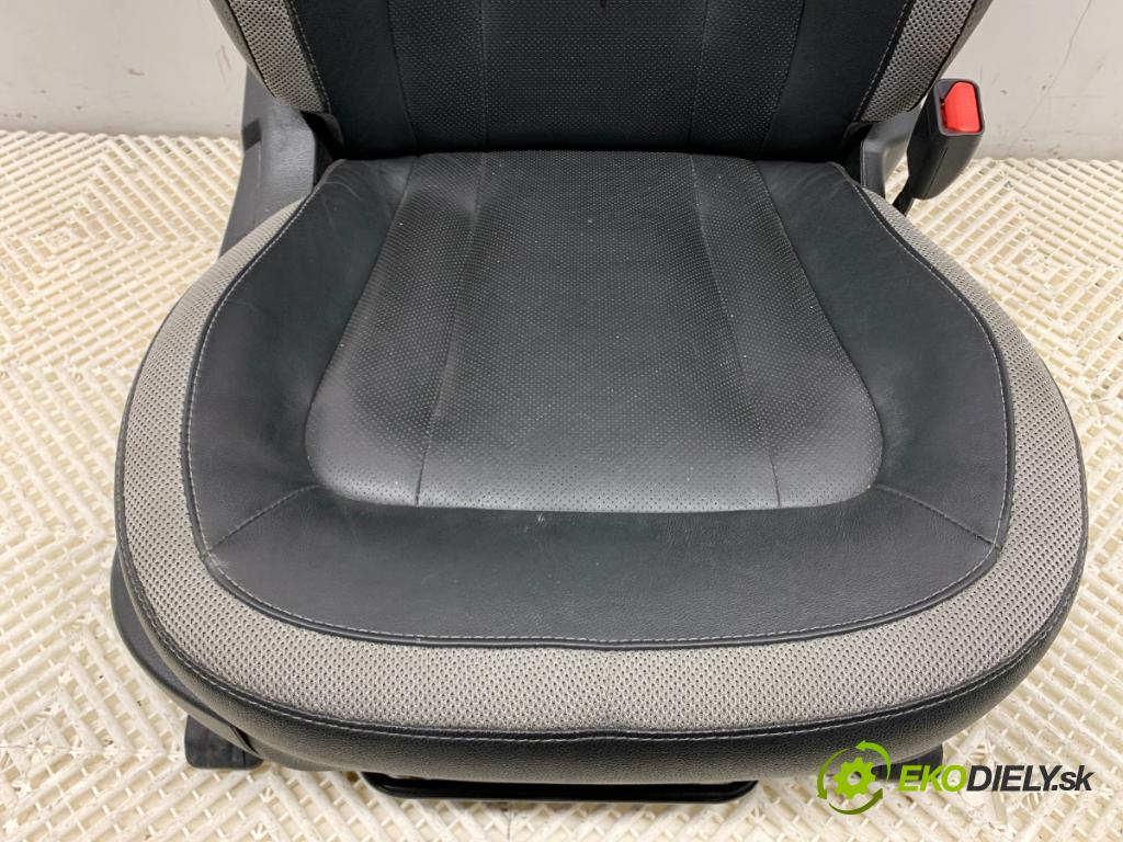 KIA OPTIMA sedan 2014 100 kW 1.7 CRDi 1685 Sedadlo pravy predný