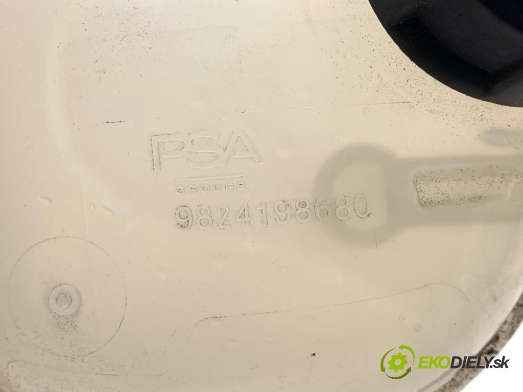 OPEL FRONTERA  2025 100 kW 1.2 MHEV 100kW (136KM) 1199 Nádržka vyrovnávacia (kvapaliny) chladiaceho 9824198680