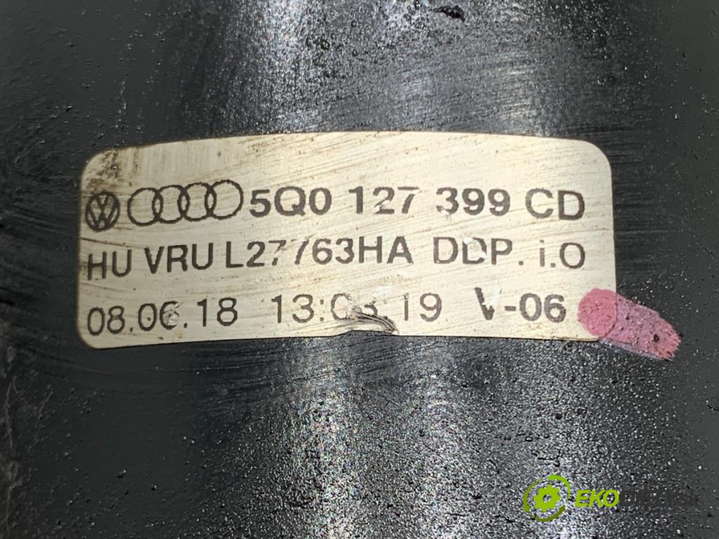 SKODA OCTAVIA III Kombi 2018 110 kW 2.0 TDI 1968 obal filtra paliva 5Q0127399CD (Kryt palivového filtru)