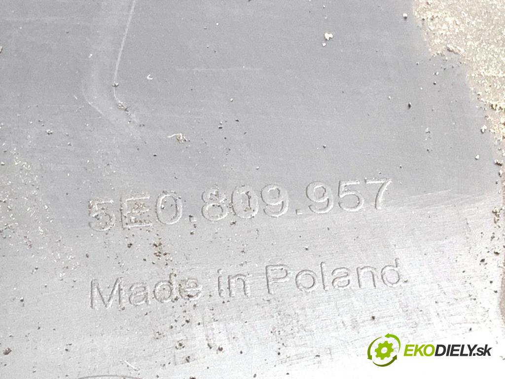 SKODA OCTAVIA III Kombi 2018 110 kW 2.0 TDI 1968 podblatník levý přední část 5E0809957