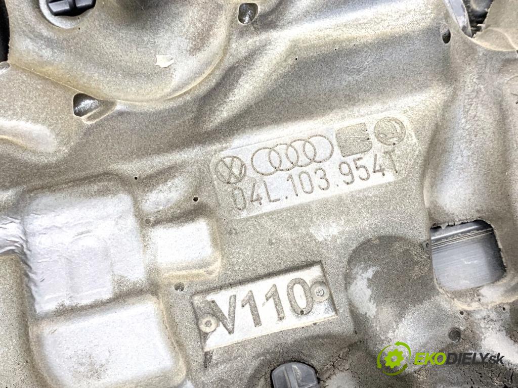 SKODA OCTAVIA III Kombi 2018 110 kW 2.0 TDI 1968 kryt motora 04L103925T (Kryt motoru )