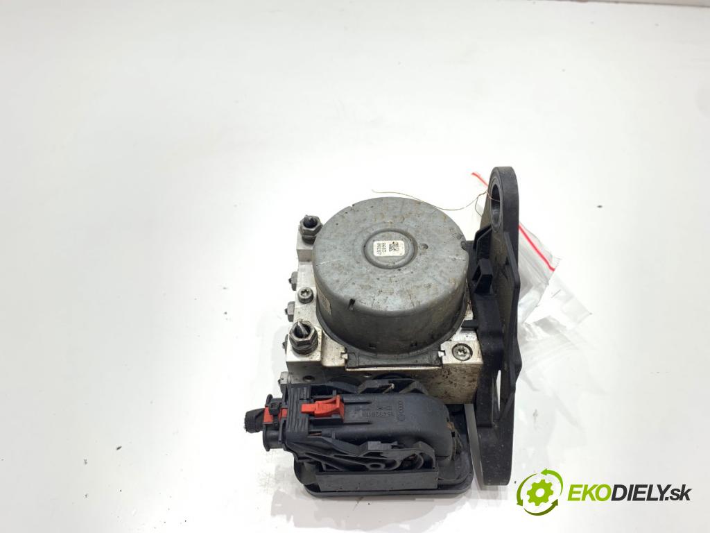 SKODA OCTAVIA III Kombi 2018 110 kW 2.0 TDI 1968 Pumpa ABS 5Q0614517CS (Pumpa ABS)