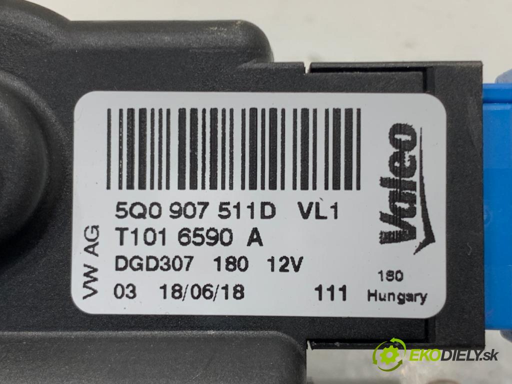 SKODA OCTAVIA III Kombi 2018 110 kW 2.0 TDI 1968 motor topení 5Q0907511D