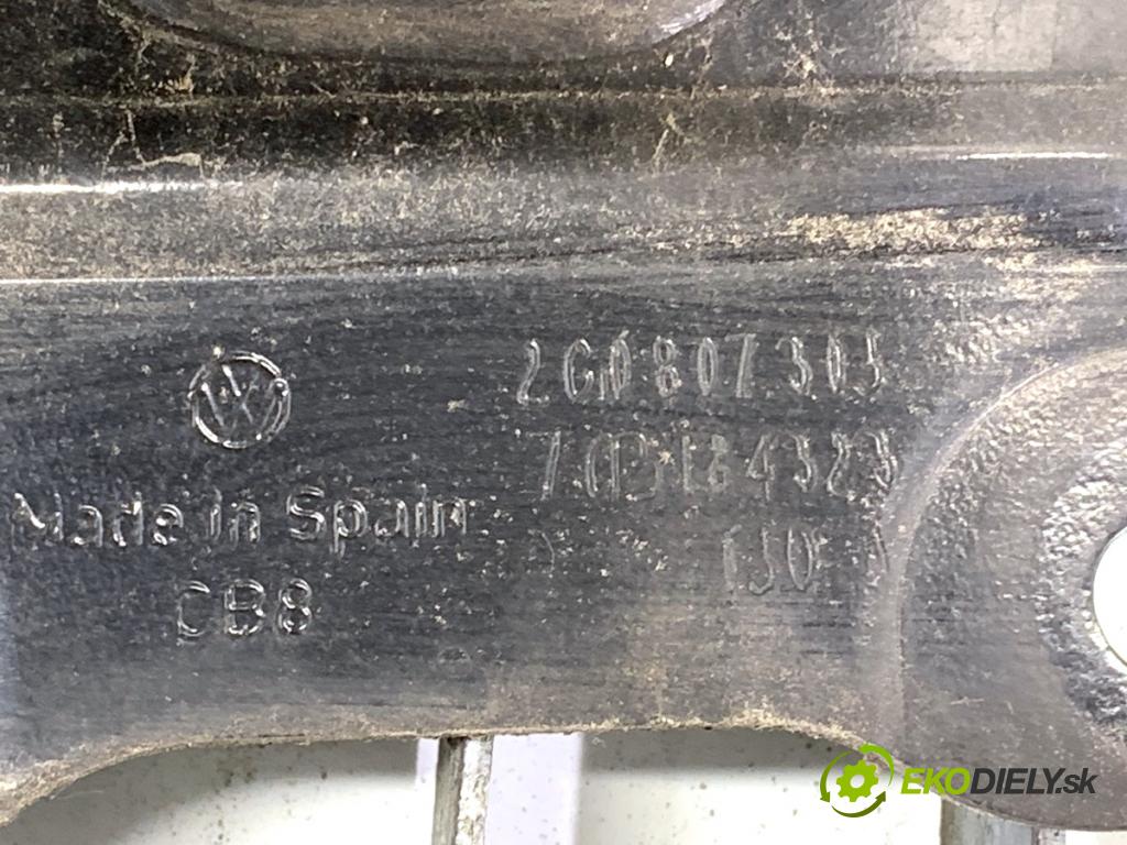VW POLO VI liftback 2018 70 kW 1.0 TSI 999 výztuha nárazníka zadní část 2G0807305 (Zadní výztuha)