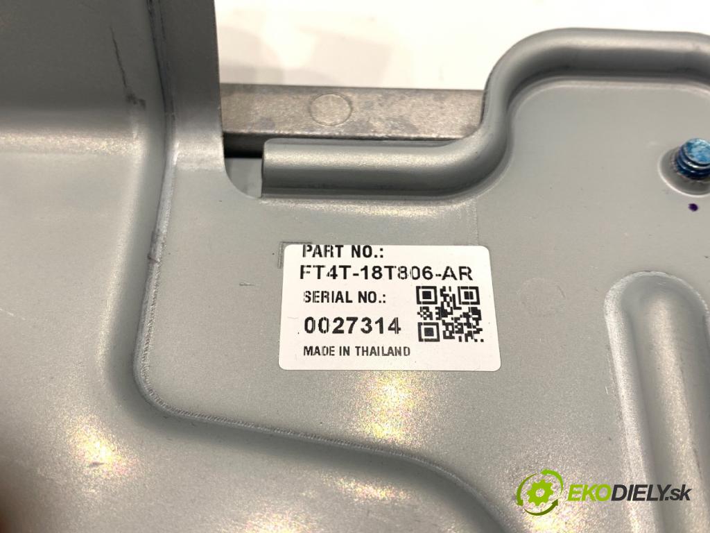 FORD USA EDGE SUV 2017 154 kW 2.0 TDCi Bi-Turbo AWD 1997 zesilovač FT4T-18T806-AR (Zesilovač)