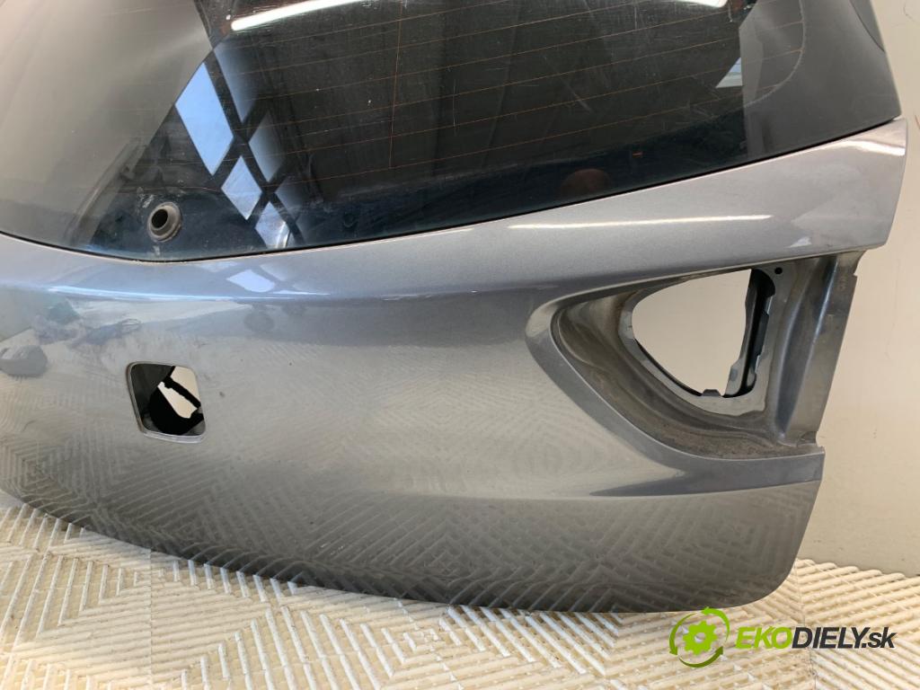 SEAT EXEO Kombi 2012 155 kW 2.0 TFSI 1984 kapota zadní část