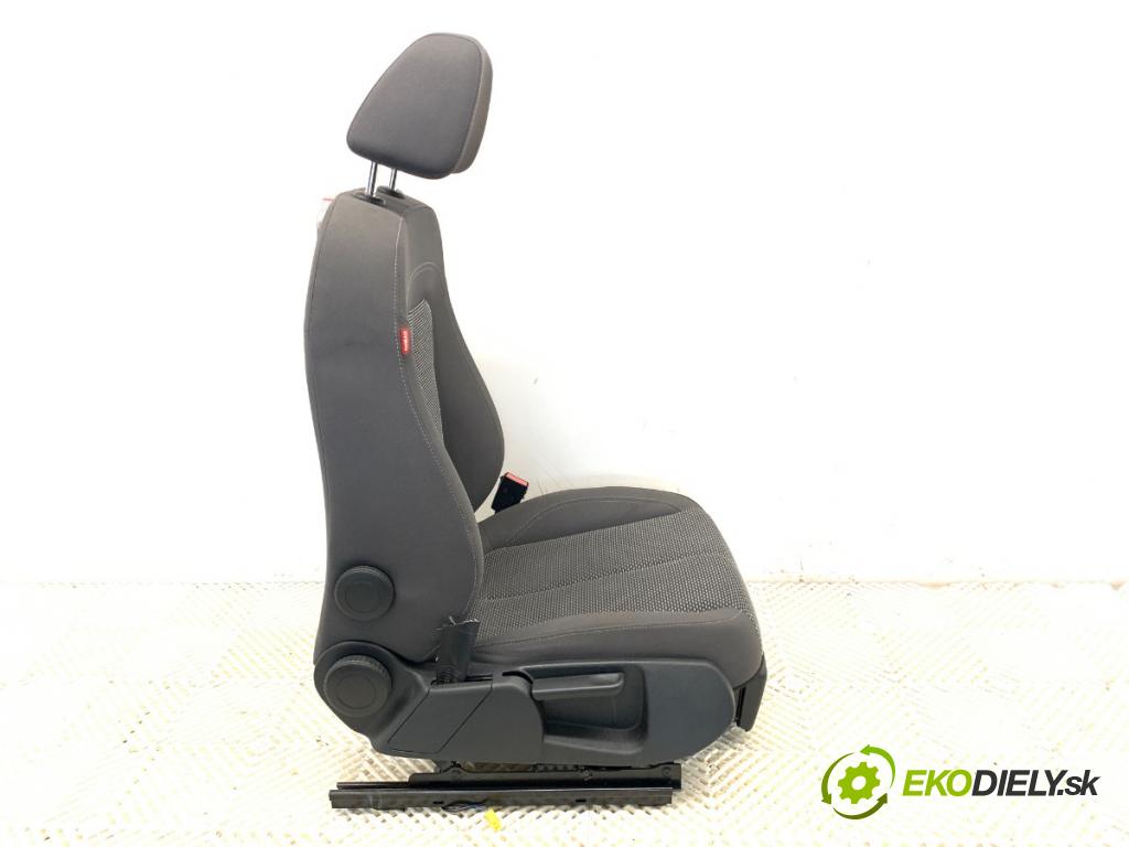 SEAT EXEO Kombi 2012 155 kW 2.0 TFSI 1984 Sedadlo pravy predný