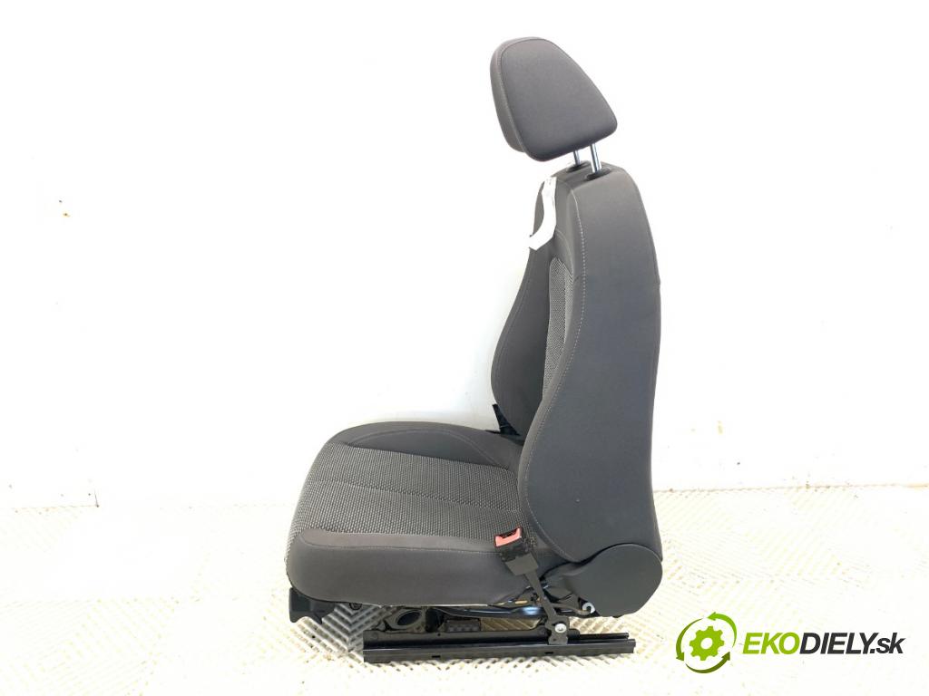 SEAT EXEO Kombi 2012 155 kW 2.0 TFSI 1984 Sedadlo pravy predný