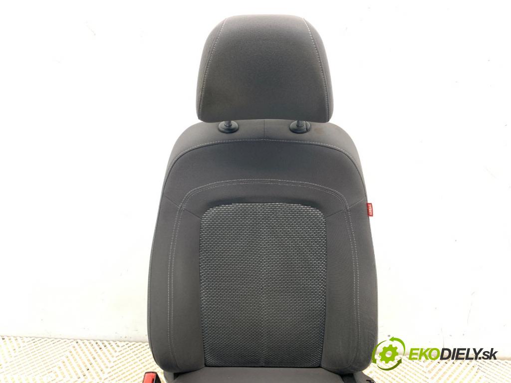 SEAT EXEO Kombi 2012 155 kW 2.0 TFSI 1984 sedadlo levý přední část