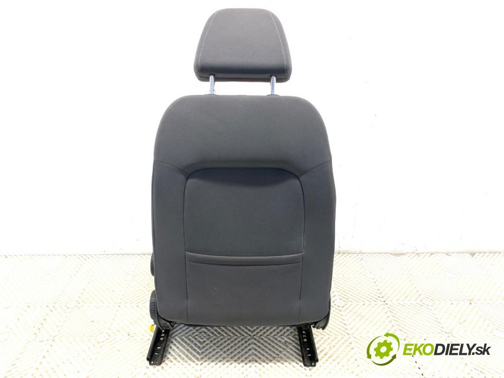 SEAT EXEO Kombi 2012 155 kW 2.0 TFSI 1984 sedadlo levý přední část