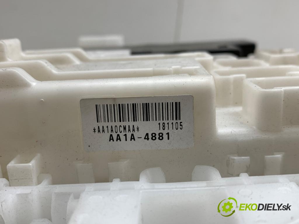 SUZUKI SX4 liftback 2019 103 kW 1.4 T (AKK 414) 1373 modul BSI AA1A-4881 (Pojistková skříňka)