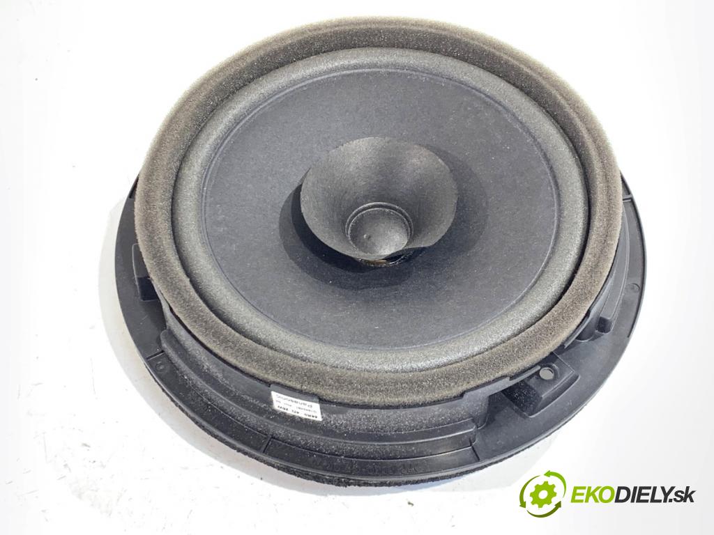 SUZUKI SX4 liftback 2019 103 kW 1.4 T (AKK 414) 1373 reproduktory 39102-61M00