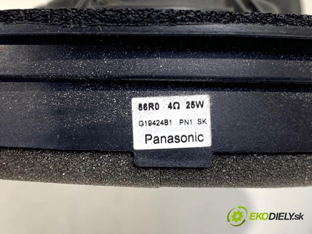 SUZUKI SX4 liftback 2019 103 kW 1.4 T (AKK 414) 1373 reproduktory 39102-61M00