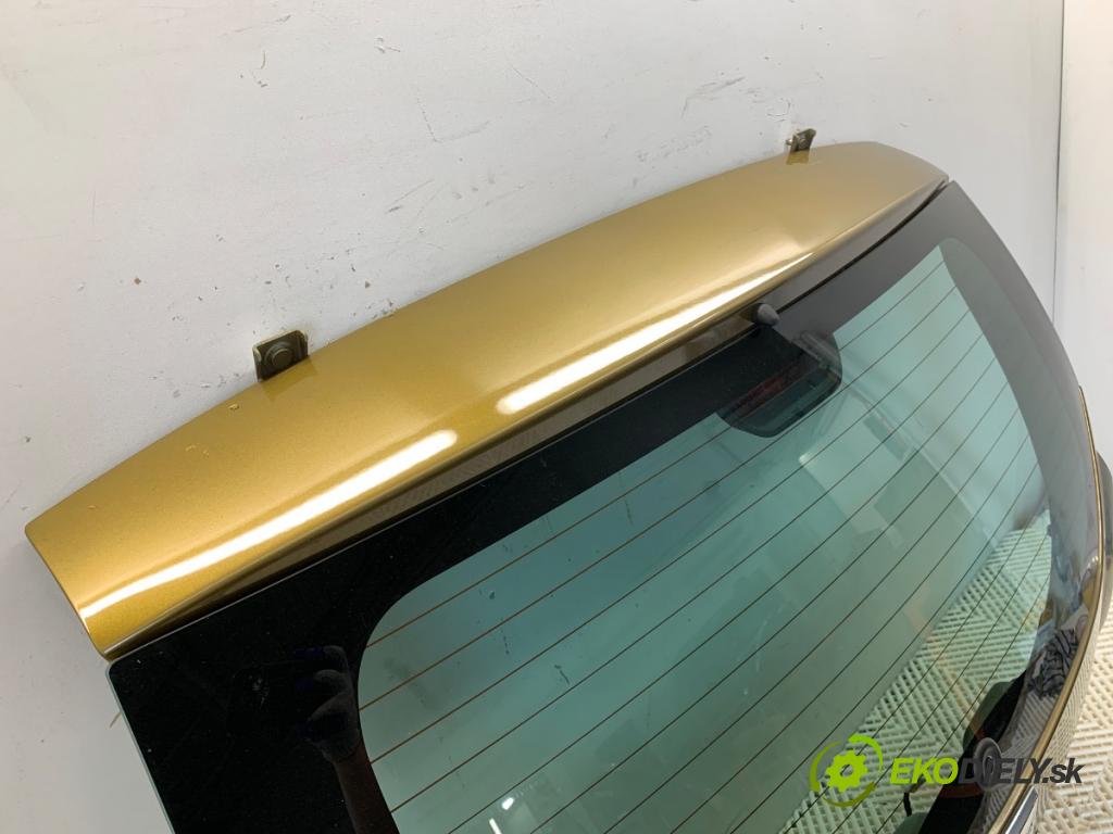 DACIA DUSTER SUV 2016 92 kW 1.2 TCe 125 1197 kapota zadní část
