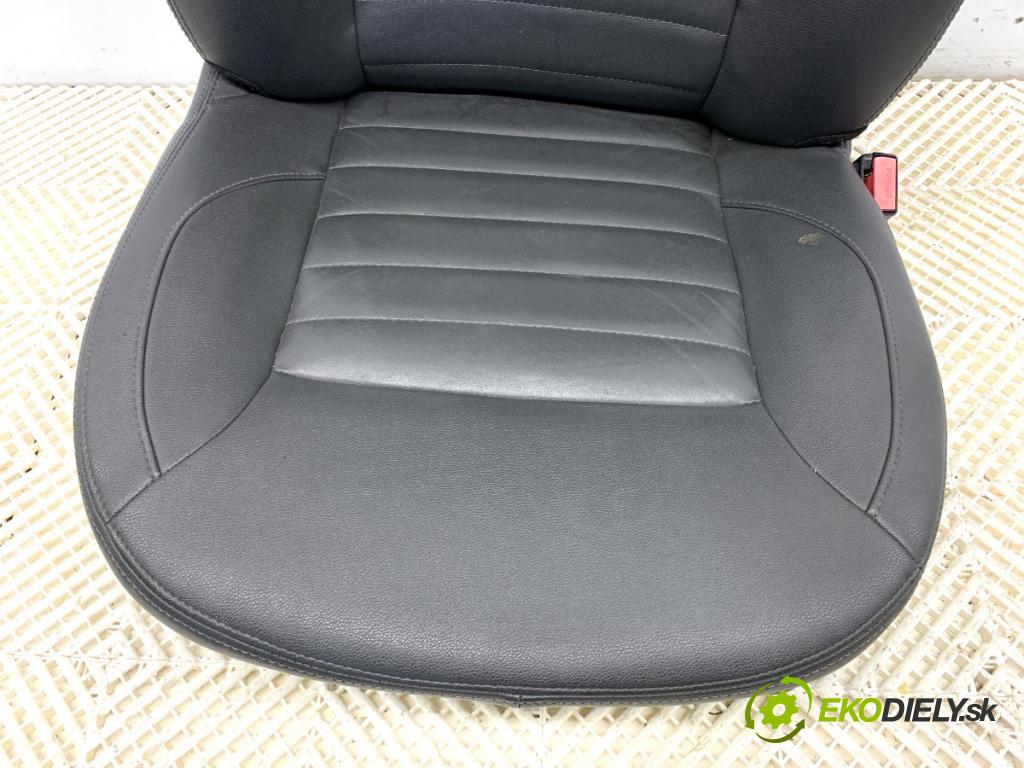 DACIA DUSTER SUV 2016 92 kW 1.2 TCe 125 1197 Sedadlo pravy predný