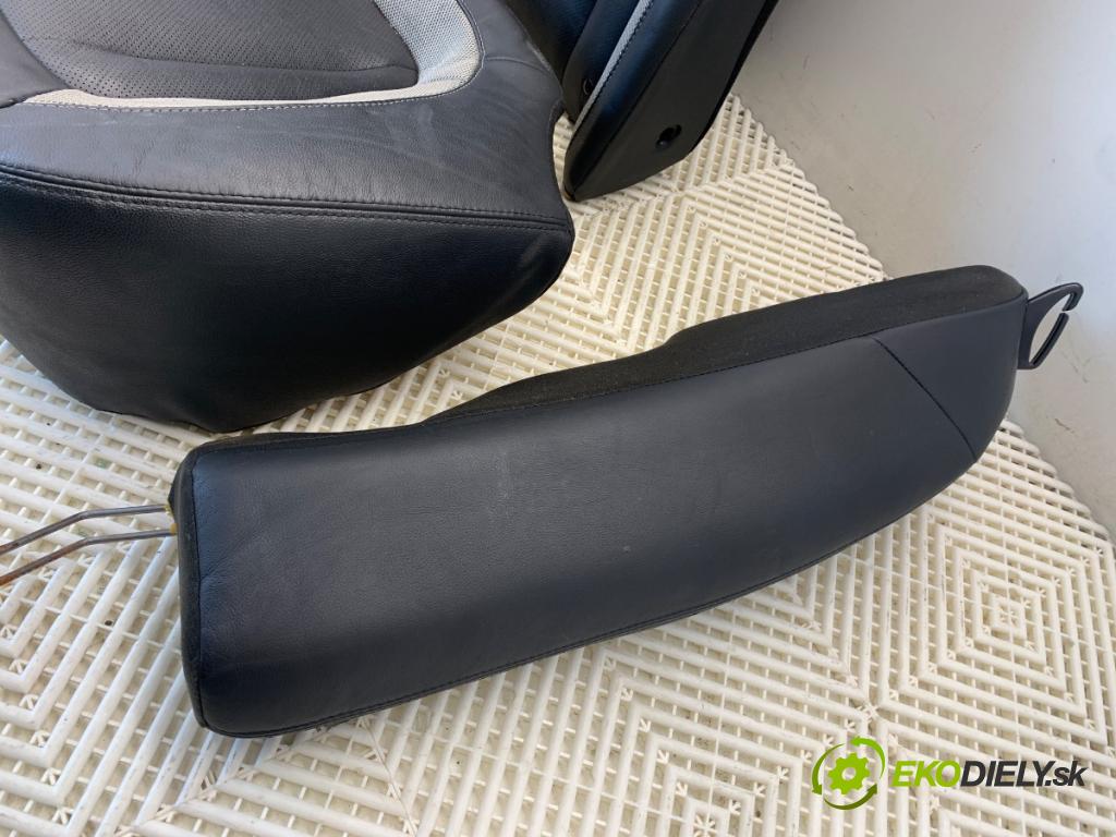KIA OPTIMA sedan 2014 100 kW 1.7 CRDi 1685 sedadlo druhý VLÁDA: