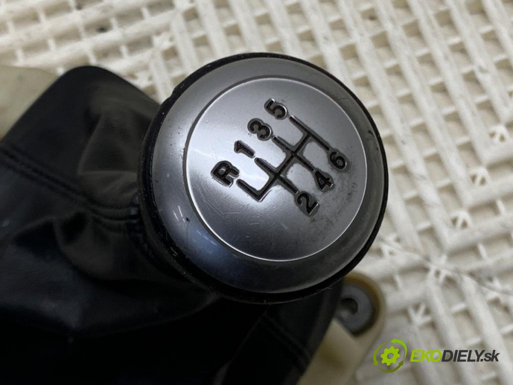 KIA OPTIMA sedan 2014 100 kW 1.7 CRDi 1685 Kulisa (Rýchlostná páka (kulisa))