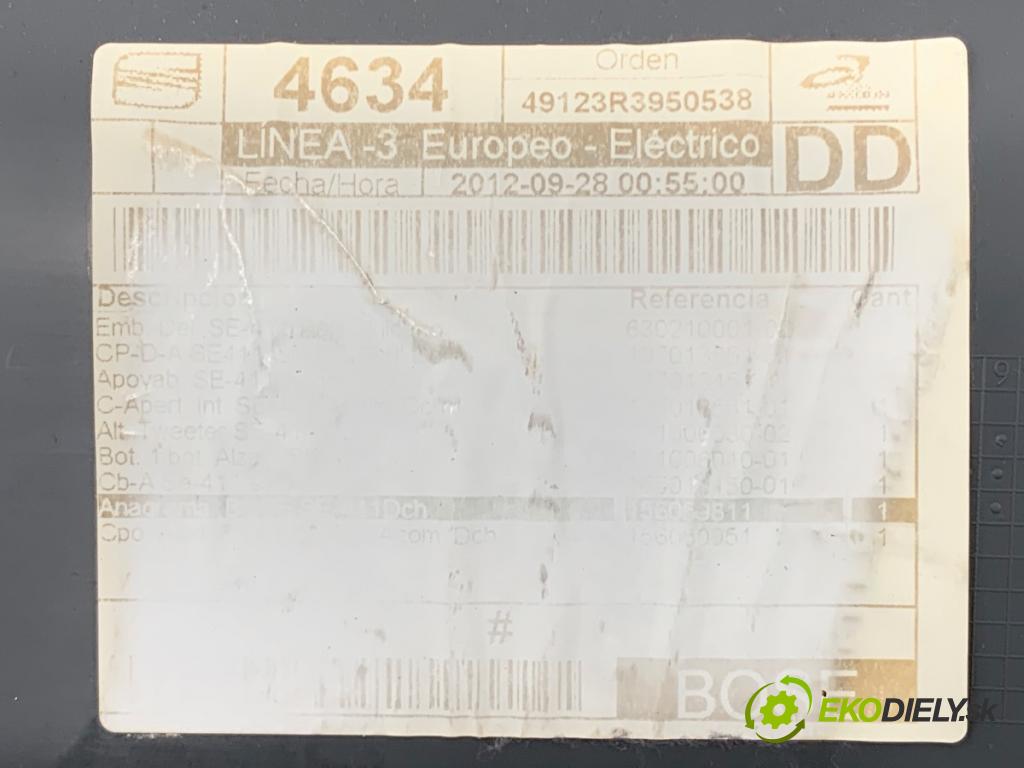 SEAT EXEO Kombi 2012 155 kW 2.0 TFSI 1984 ča dveře pravý přední část
