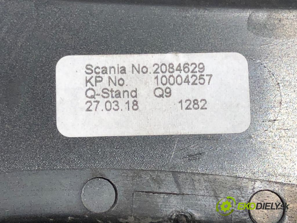 SCANIA L,P,G,R,S - series Ciągnik siodłowy 2018 331 kW S450 331 kW [450 KM] olej napędowy 2016 - 2022 12742 clona rámeček desky 2084629