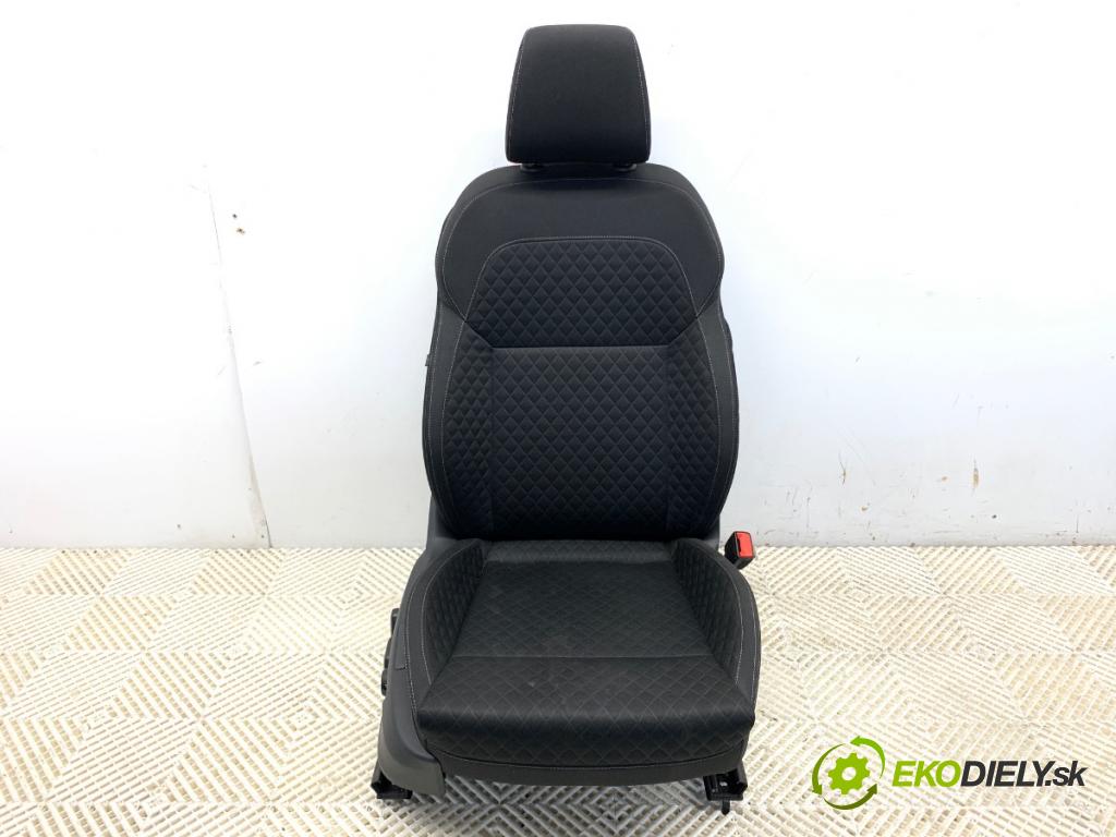 SKODA SUPERB III Kombi 2016 110 kW 2.0 TDI 1968 Sedadlo pravy predný 