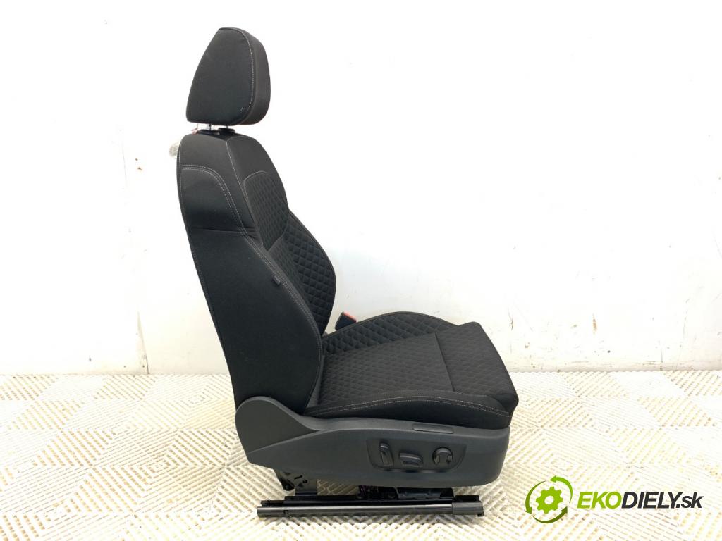SKODA SUPERB III Kombi 2016 110 kW 2.0 TDI 1968 Sedadlo pravy predný
