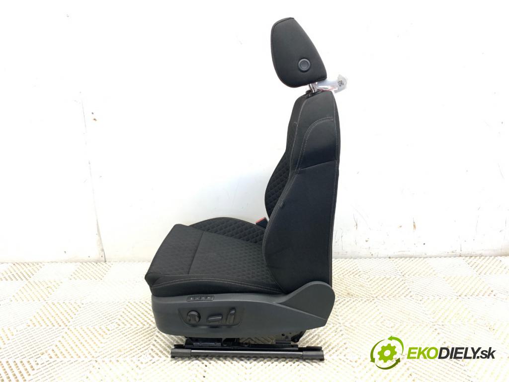 SKODA SUPERB III Kombi 2016 110 kW 2.0 TDI 1968 Sedadlo ľavy predný