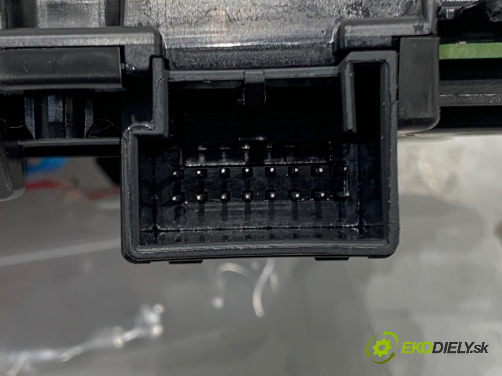 SKODA OCTAVIA III Kombi 2018 110 kW 2.0 TDI 1968 kroužek slimák airbag 5Q0953569A (Airbag)