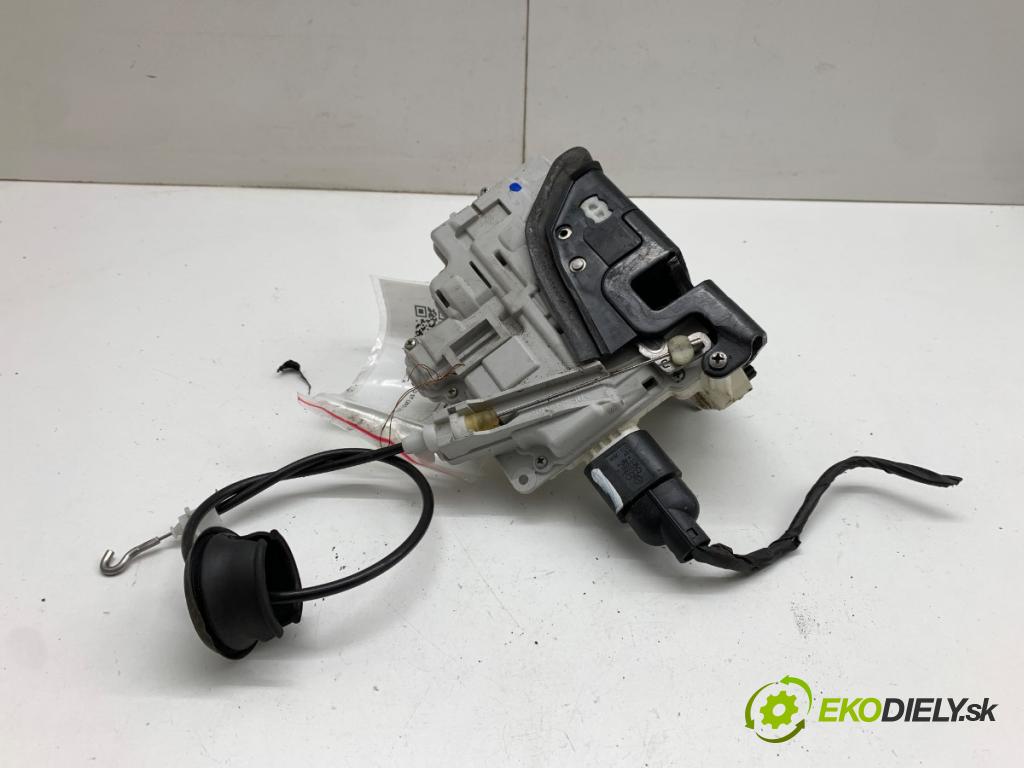 SEAT EXEO Kombi 2012 155 kW 2.0 TFSI 1984 zámok dveře pravý přední část 8E1837016AA