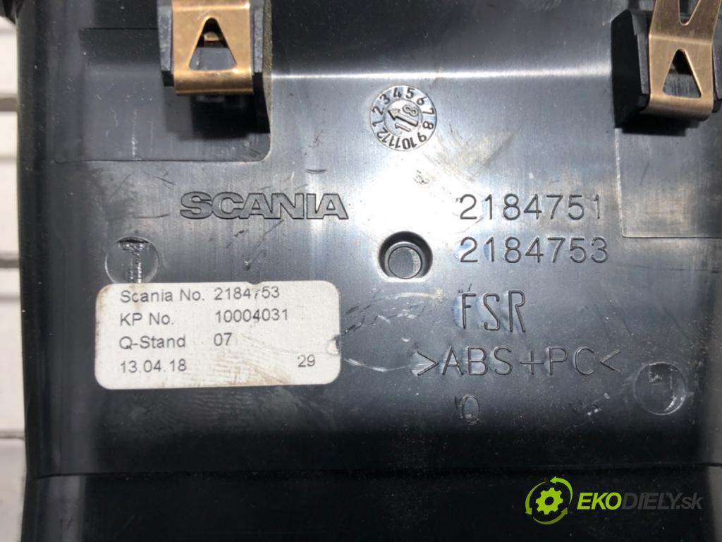 SCANIA L,P,G,R,S - series Ciągnik siodłowy 2018 331 kW S450 331 kW [450 KM] olej napędowy 2016 - 2022 12742 mří topení přední část 2184751