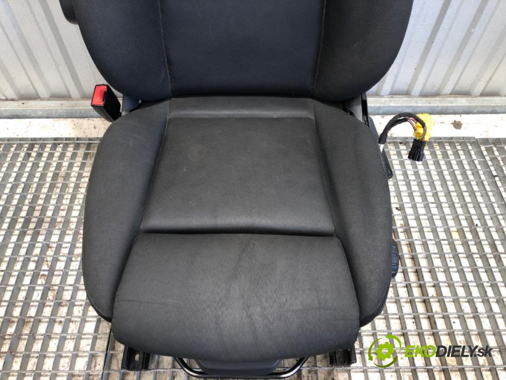 MERCEDES-BENZ SPRINTER 3,5-t Platforma / podwozie Platforma / podwozie 2022 125 kW 317 CDI (910.030) 1950 Sedadlo ľavy predný
