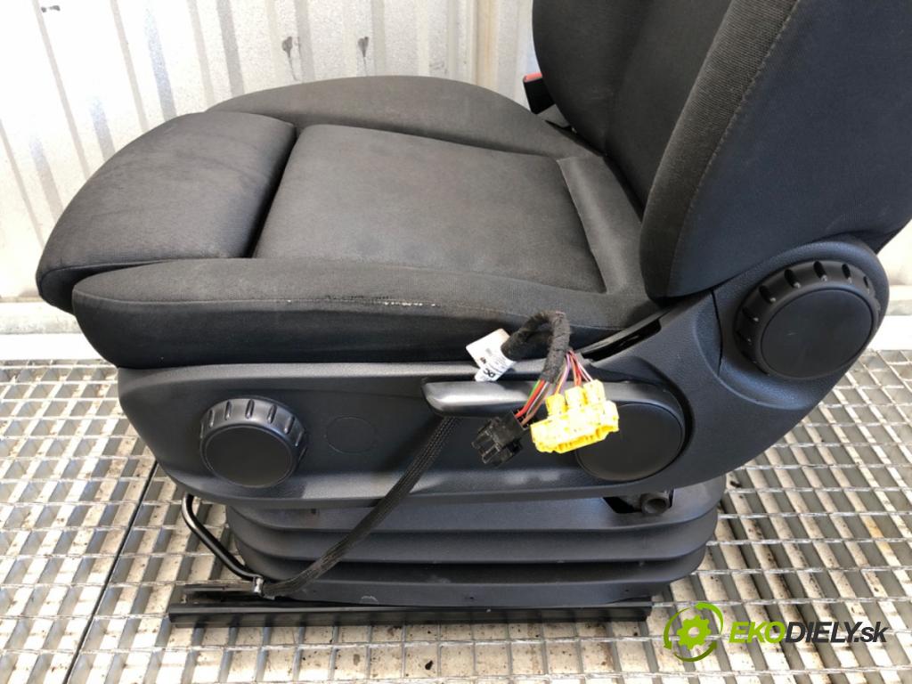 MERCEDES-BENZ SPRINTER 3,5-t Platforma / podwozie Platforma / podwozie 2022 125 kW 317 CDI (910.030) 1950 Sedadlo ľavy predný