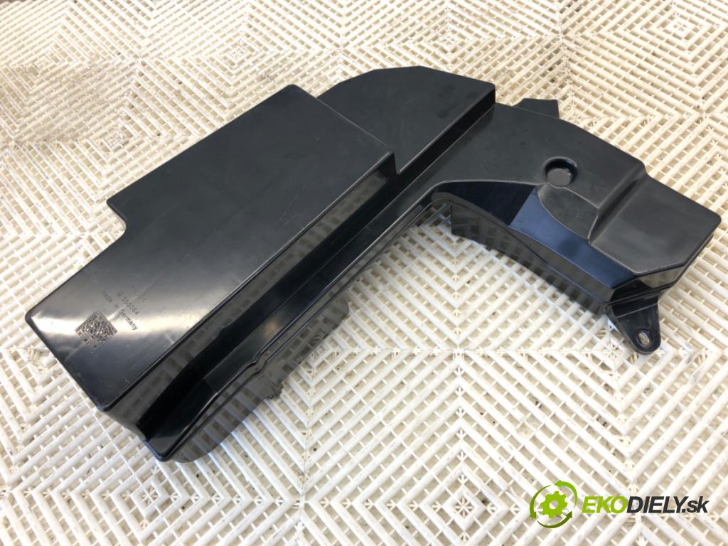 SEAT EXEO Kombi 2012 155 kW 2.0 TFSI 1984 subwoofer 3R0035382A (Audio zařízení)