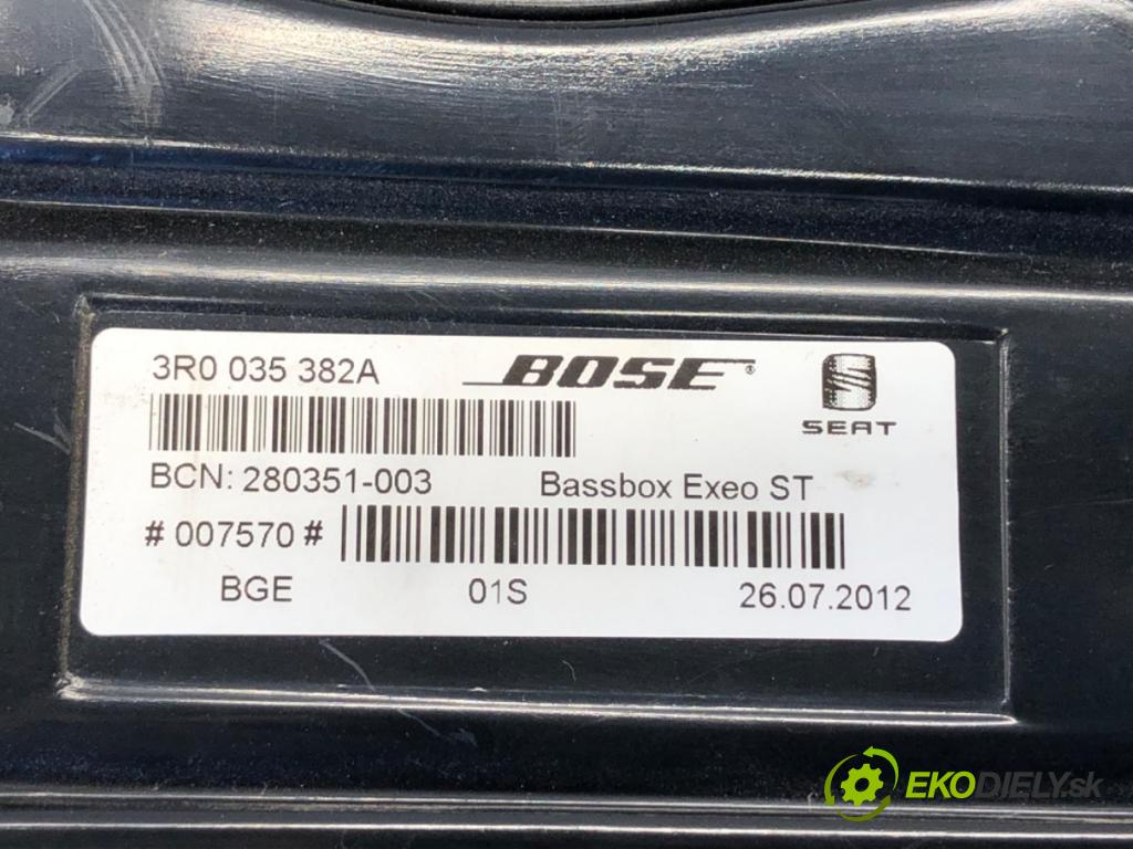 SEAT EXEO Kombi 2012 155 kW 2.0 TFSI 1984 subwoofer 3R0035382A (Audio zařízení)