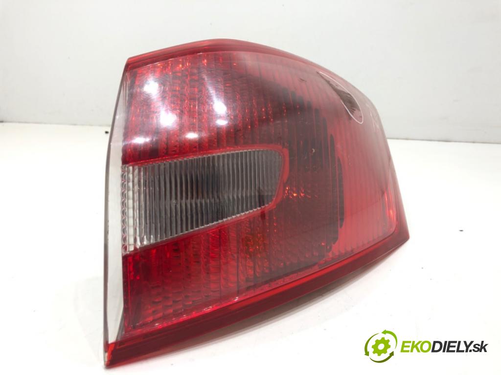 FORD KUGA I SUV 2010 100 kW 2.0 TDCi 1997 Svetlo pravy zad