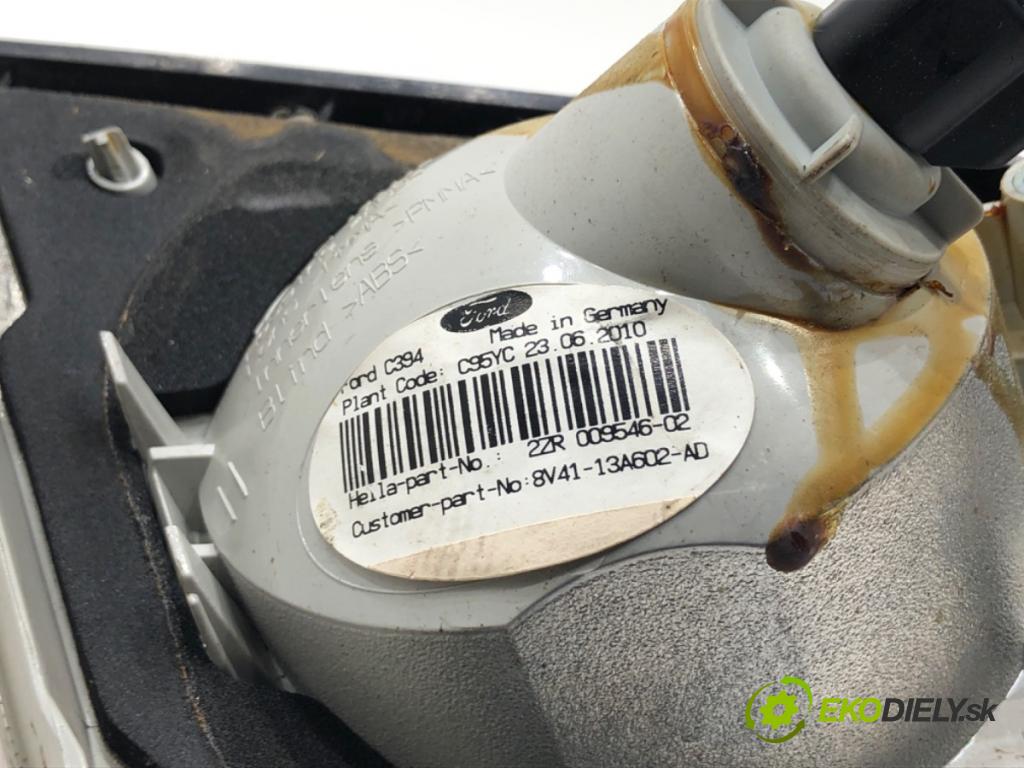 FORD KUGA I SUV 2010 100 kW 2.0 TDCi 1997 Svetlo pravy zad vnútorná 8V41-13A602-AD
