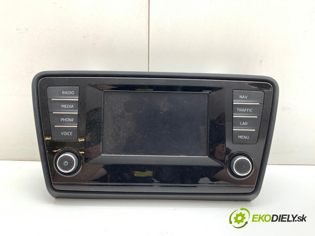 SKODA OCTAVIA III liftback 2013 132 kW 1.8 TSI 1798 RADIO Dislpej 5E0819701