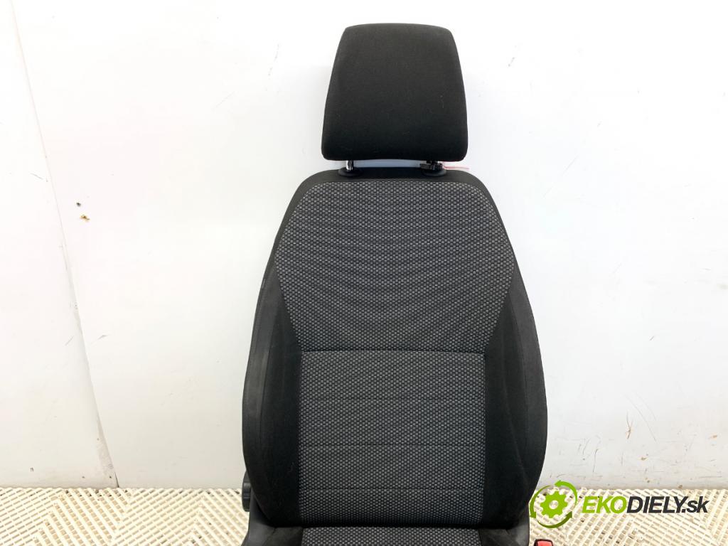 SKODA OCTAVIA III liftback 2013 132 kW 1.8 TSI 1798 Sedadlo pravy predný