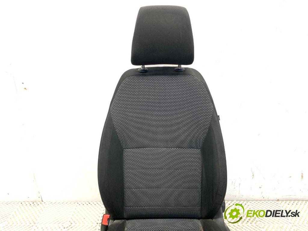 SKODA OCTAVIA III liftback 2013 132 kW 1.8 TSI 1798 Sedadlo ľavy predný