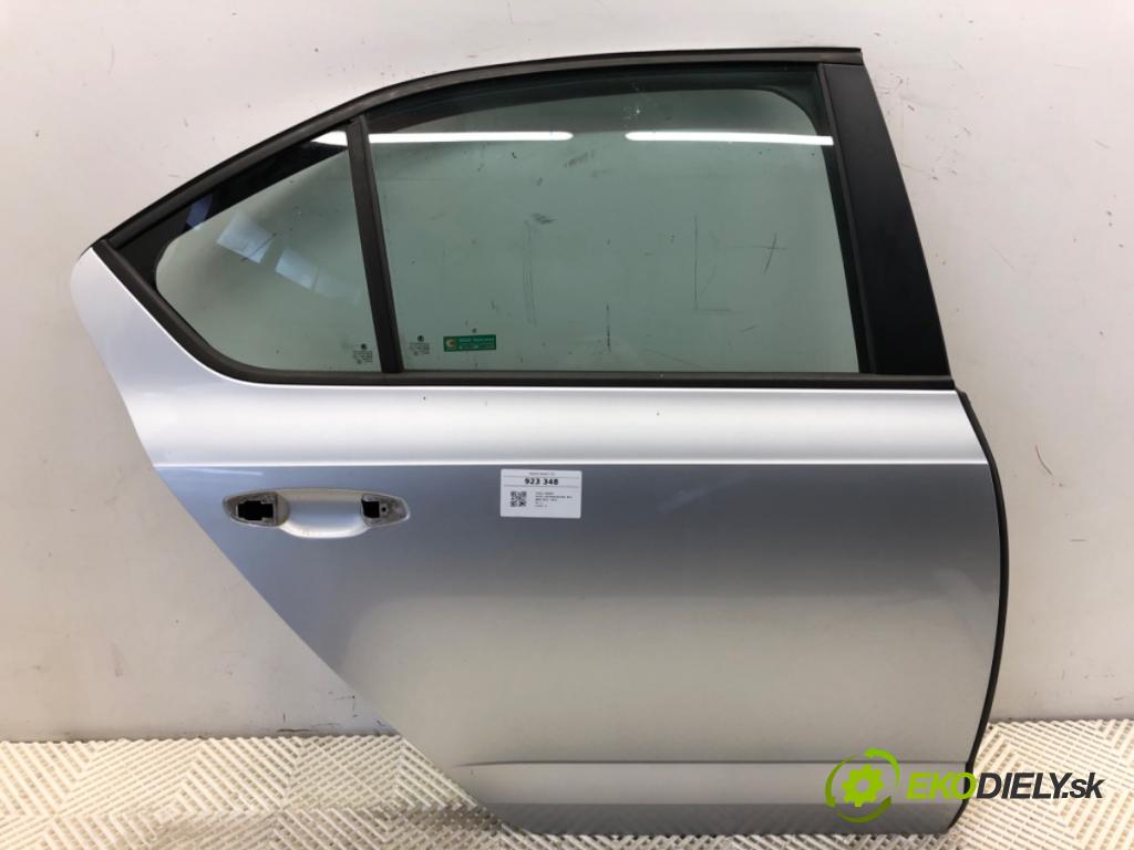 SKODA OCTAVIA III liftback 2013 132 kW 1.8 TSI 1798 Dvere pravy zad LA7W LA7W